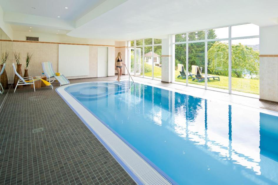 Plusnaturhotel Direkt Am Ederseeufer Waldhotel Wiesemann Und Ferienapartments Hotel 3*
